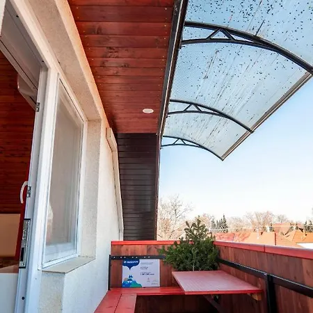 Apartment Kis Teniszhaz Ordacsehi