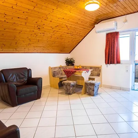 Kis Teniszhaz Apartment