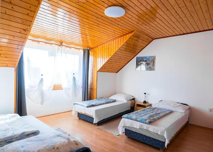 Kis Teniszhaz Διαμέρισμα Ordacsehi